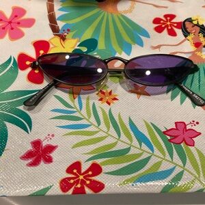 Dr Peeper small cat eye purple lens sunglasses $15